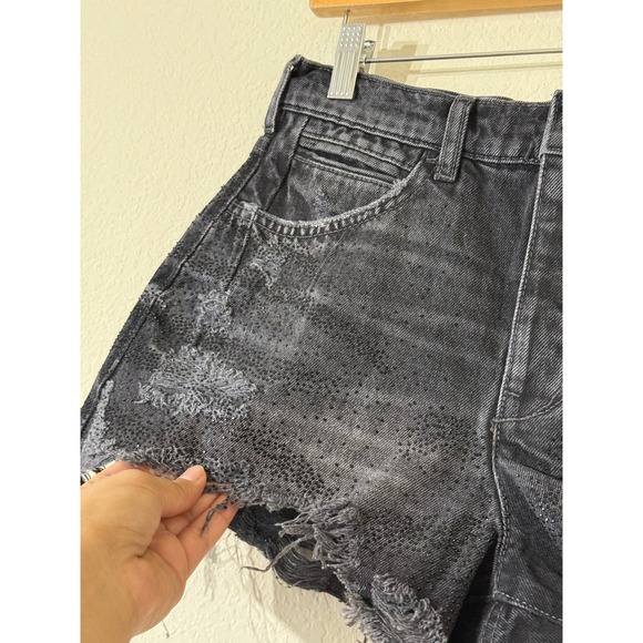 NWT Anthropologie Pilcro The Devon Rhinestone Distressed Denim Shorts Festival - Picture 5 of 9